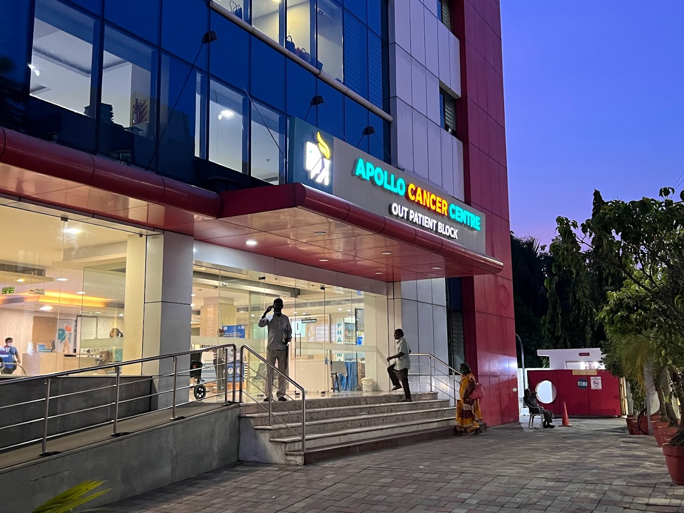 Apollo Cancer Centre, Teynampet (1).jpg